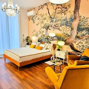 ** Affittacamere Tree - Lungomare Italia